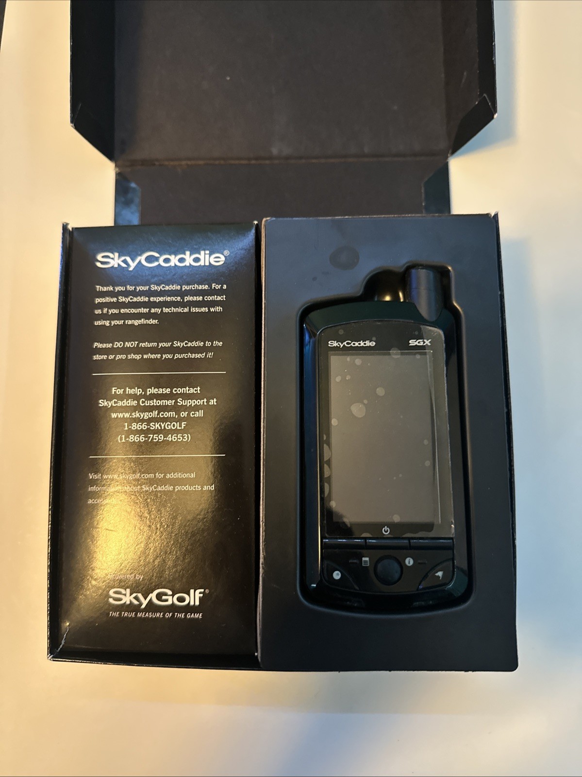 SkyCaddie SGX Golf GPS (2011 Version) Rangefinder No Longer Supported - Used