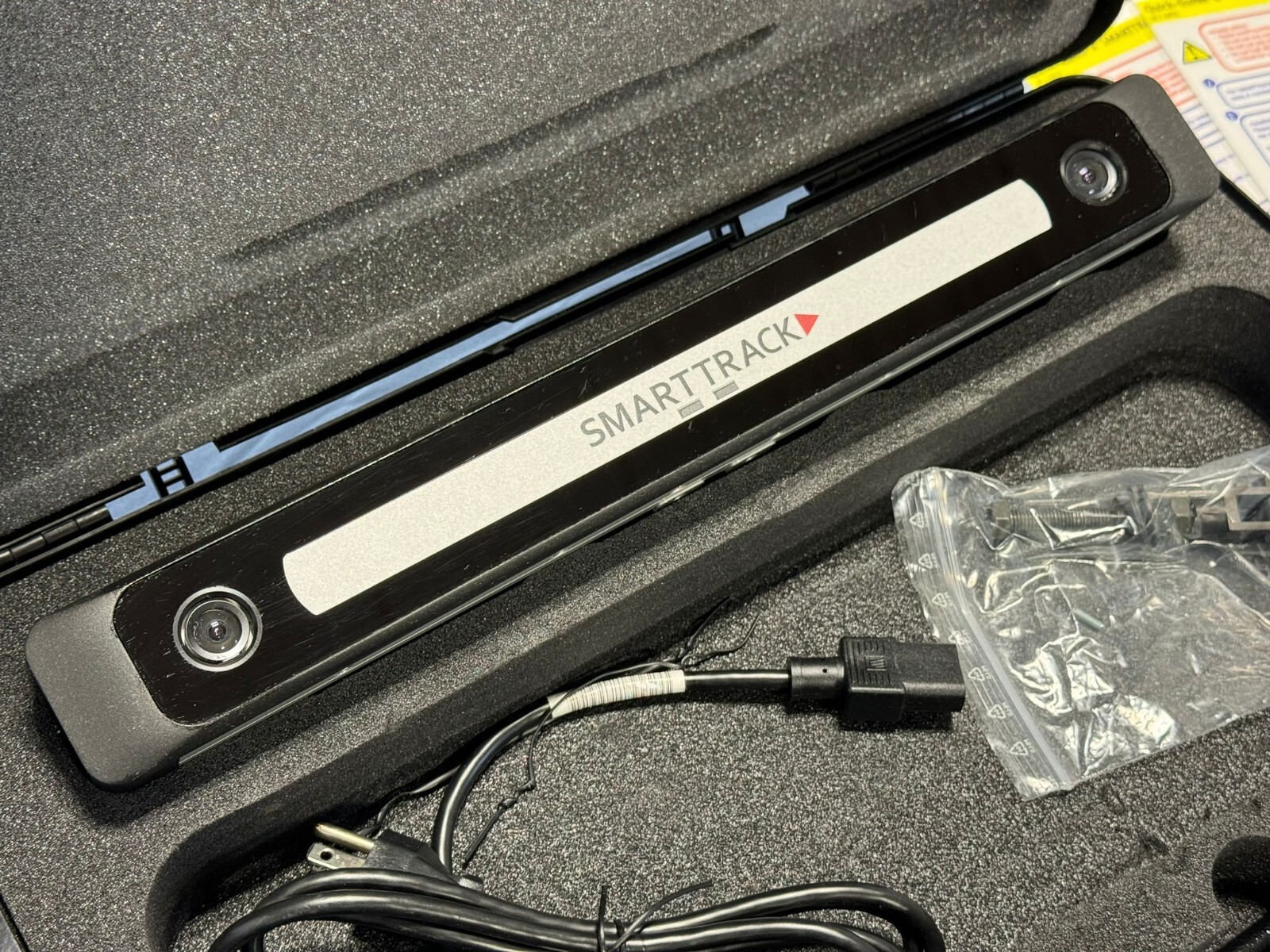 ART Smarttrack Active Optical Tracking System with Virtual Paint Training System