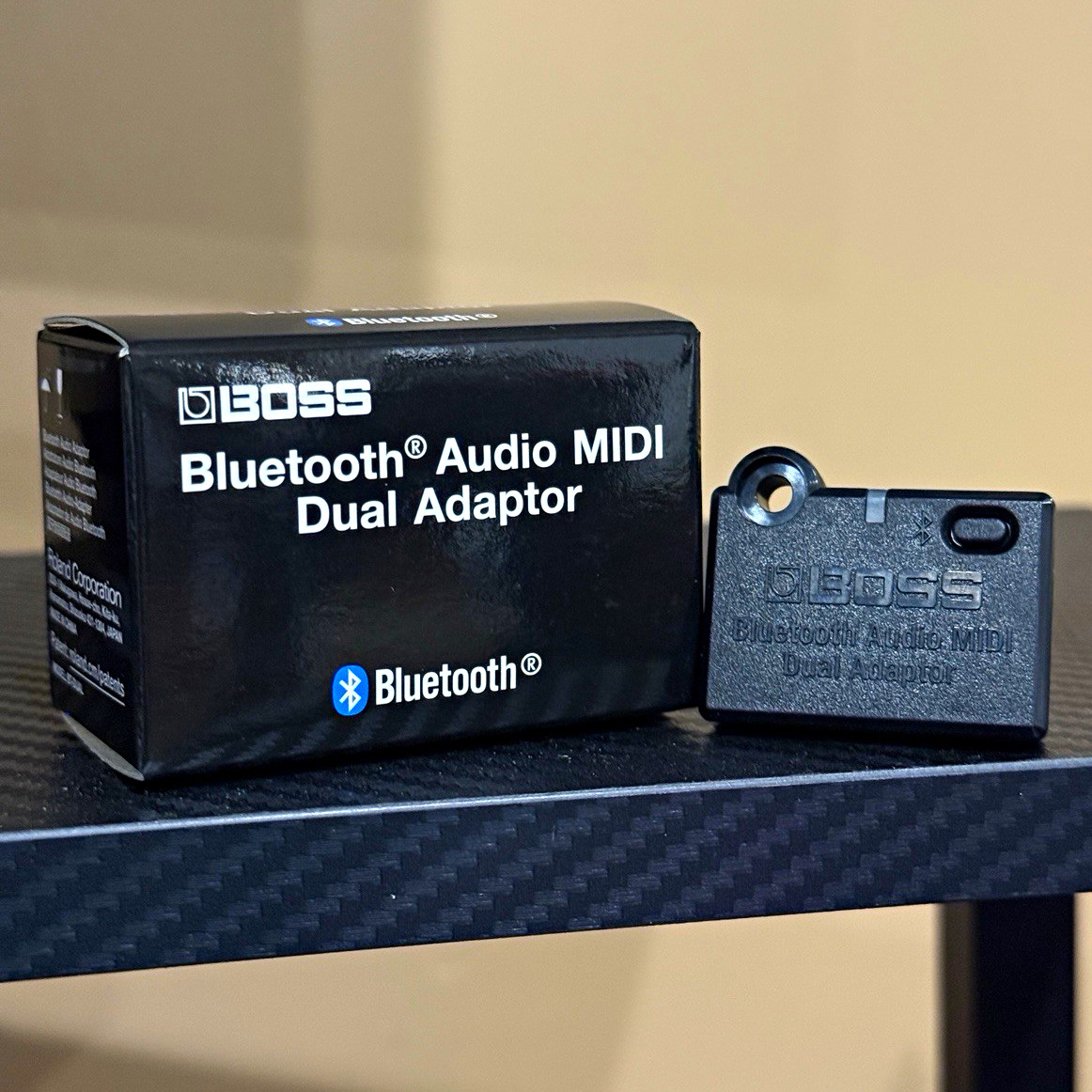 BOSS BT-DUAL Bluetooth Audio MIDI Dual Adapter Portable Internal Connector