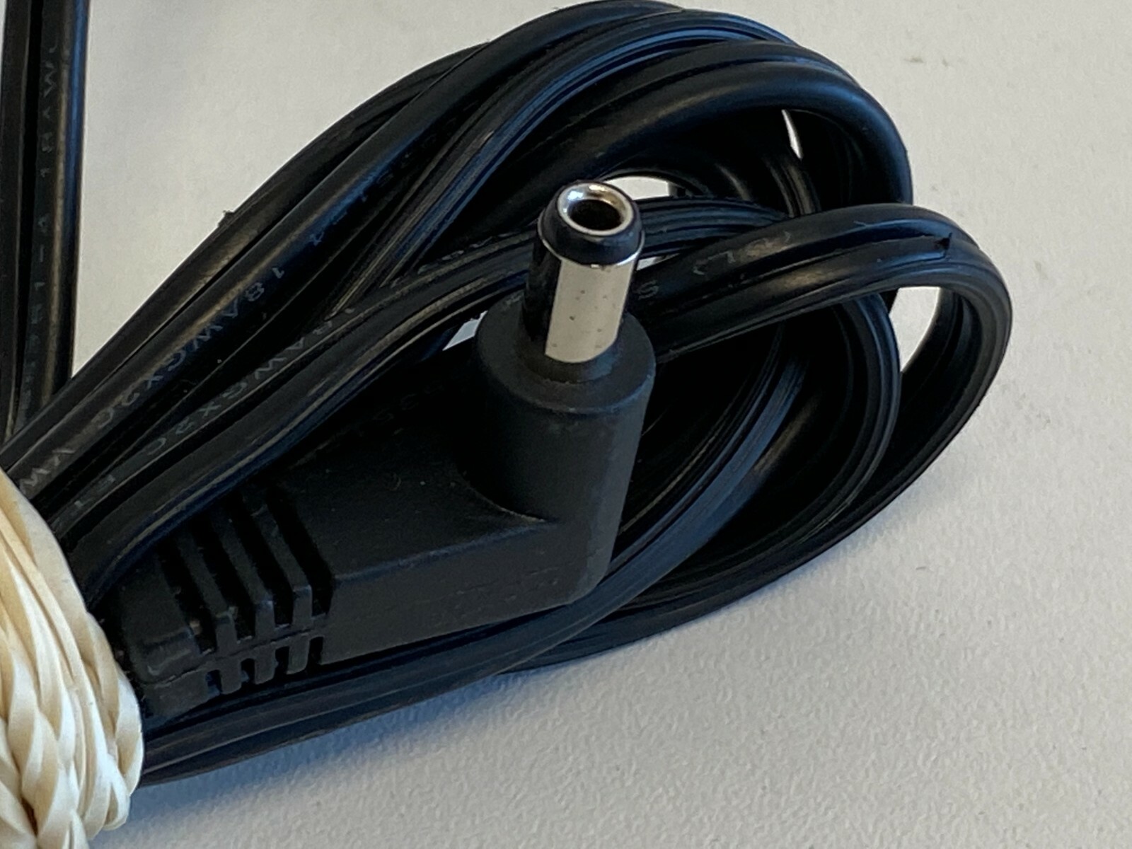L15: ZIP ITE Power Supply/AC Adapter RWP480505-2