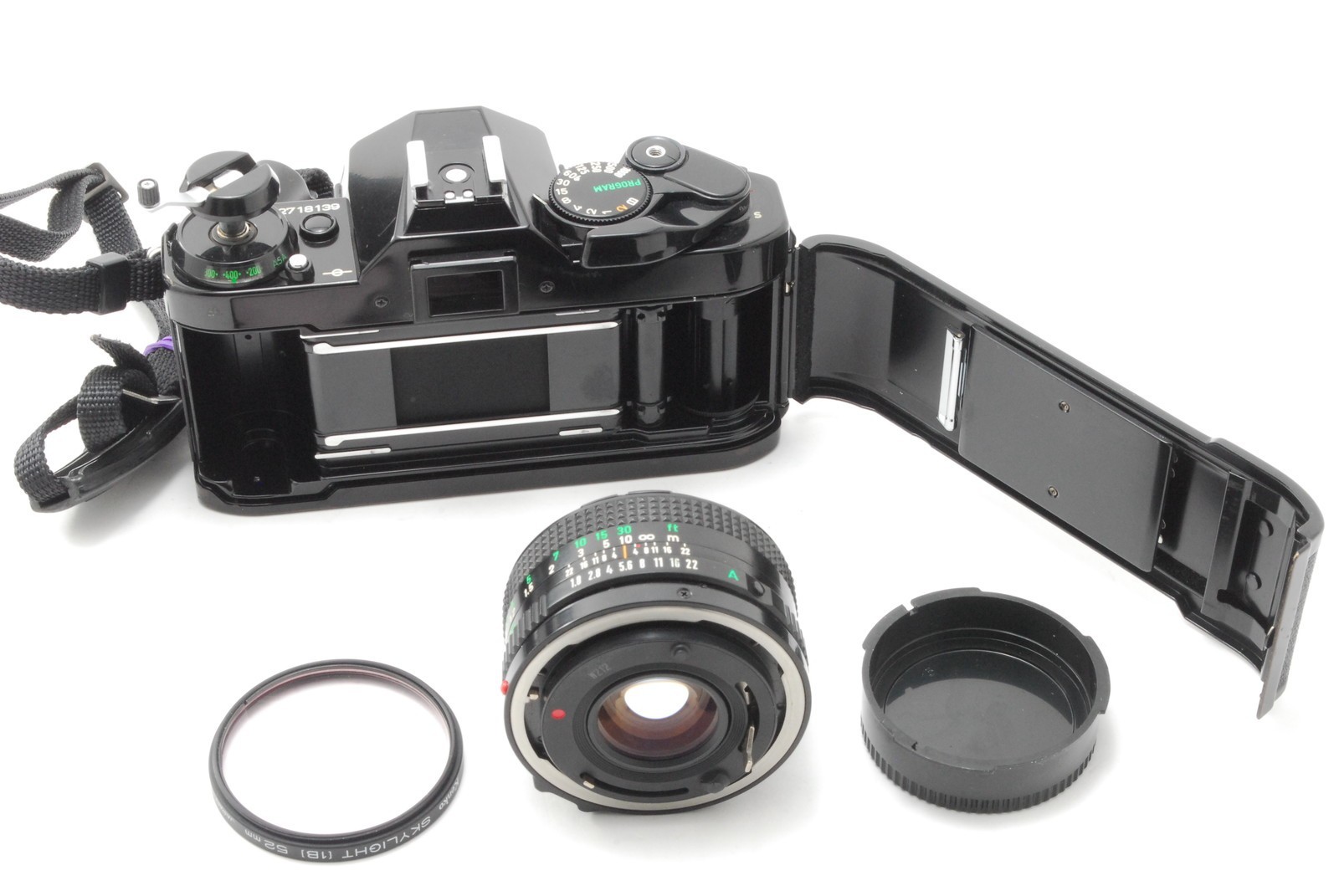 [ MINT w/Strap ] Canon AE-1 Program Film Camera New FD 50mm F1.8 Lens From JAPAN