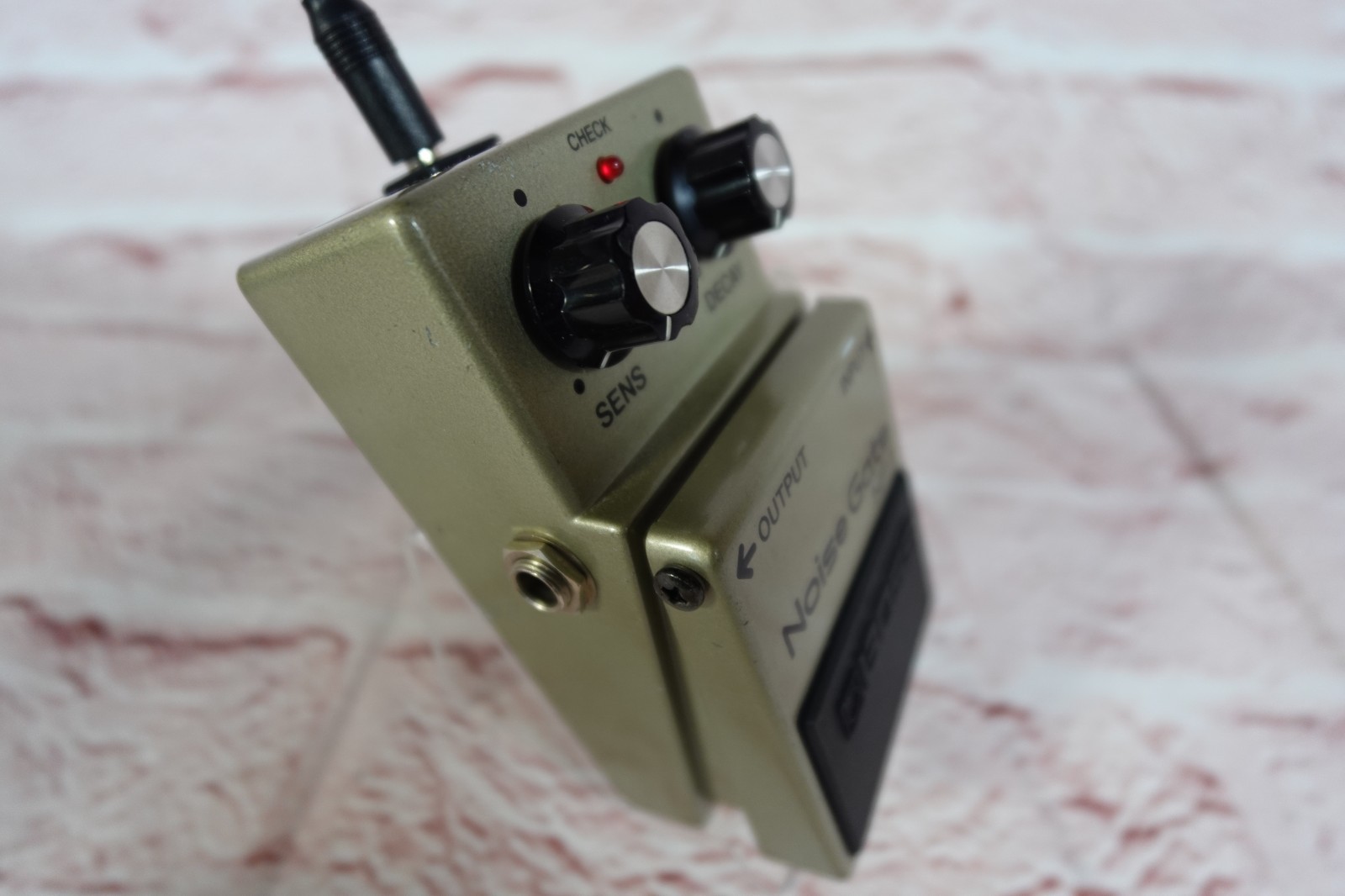 BOSS NF-1 Noise Gate guitar effect pedals No adapter fast shipping unit only