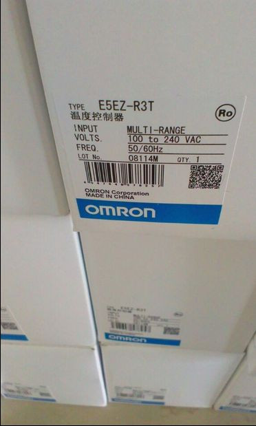 E5EZ-R3T E5EZR3T OMRON Temperature Controller New In Box free shipping