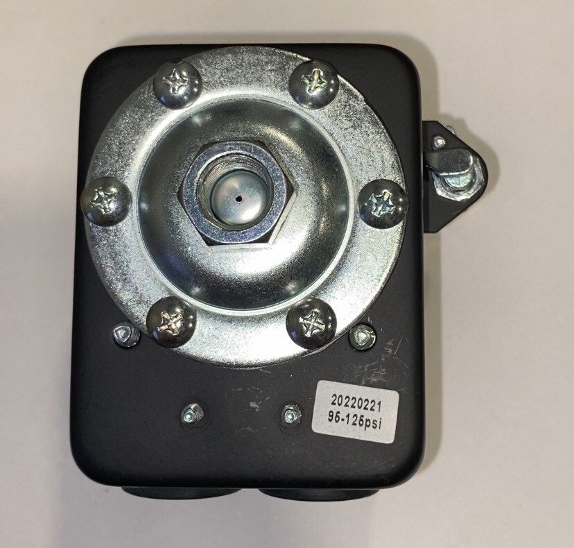 22 AMP 105-135 PSI Air Compressor Pressure Switch Control LF17-L1