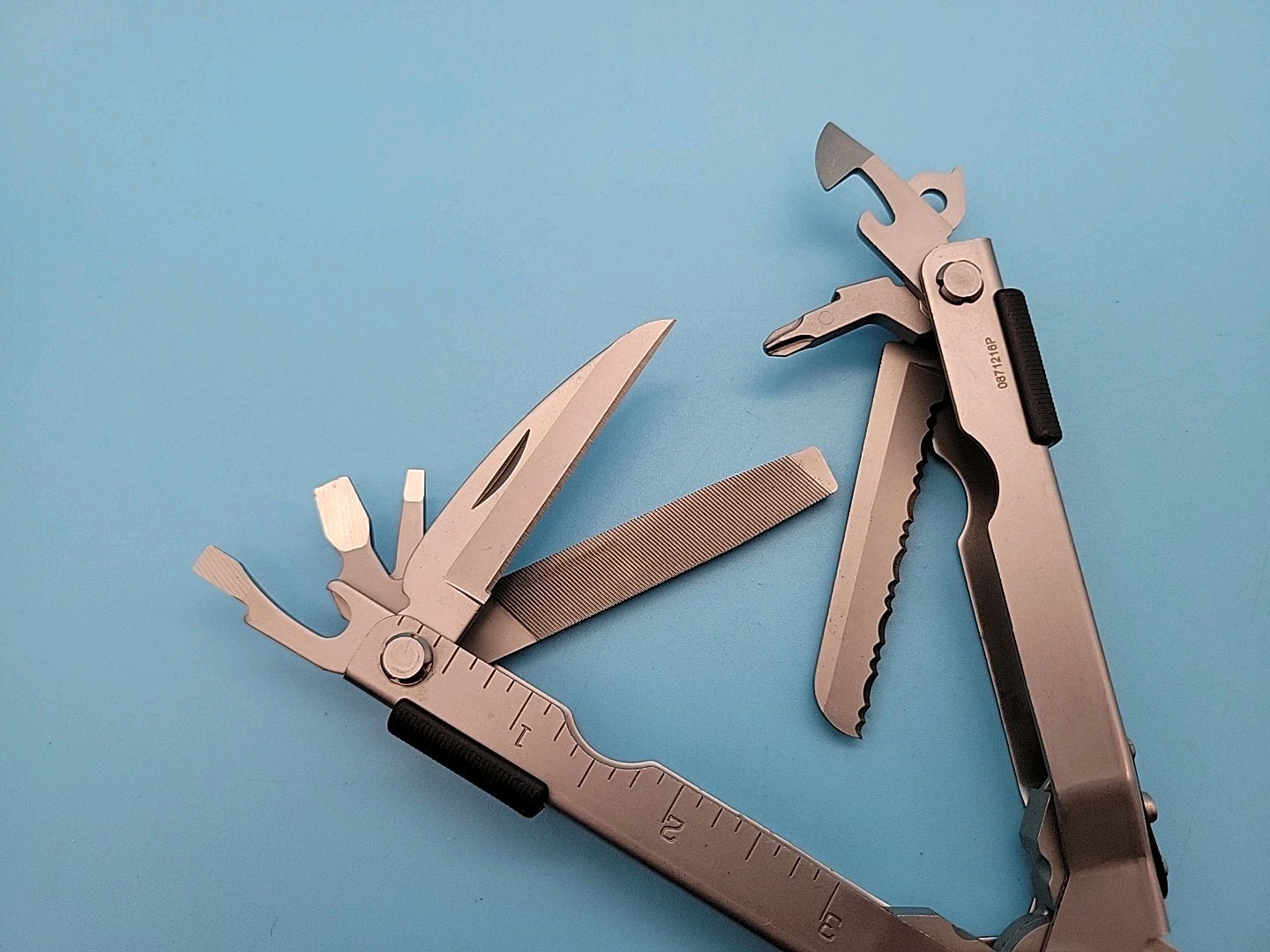 Gerber MP600 Multiplier Multi-Tool - Silver - Needle Nose Carbide Cutter Pliers
