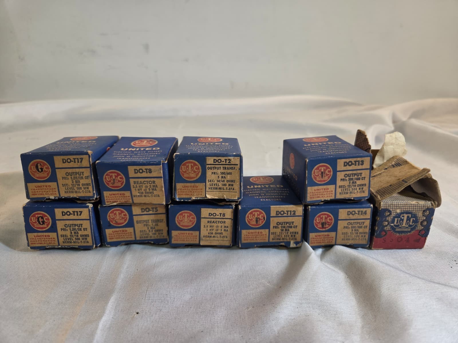 Lot of 10 NOS UTC United Transformer Output Transformers Reactors DO-T17,DO-T8
