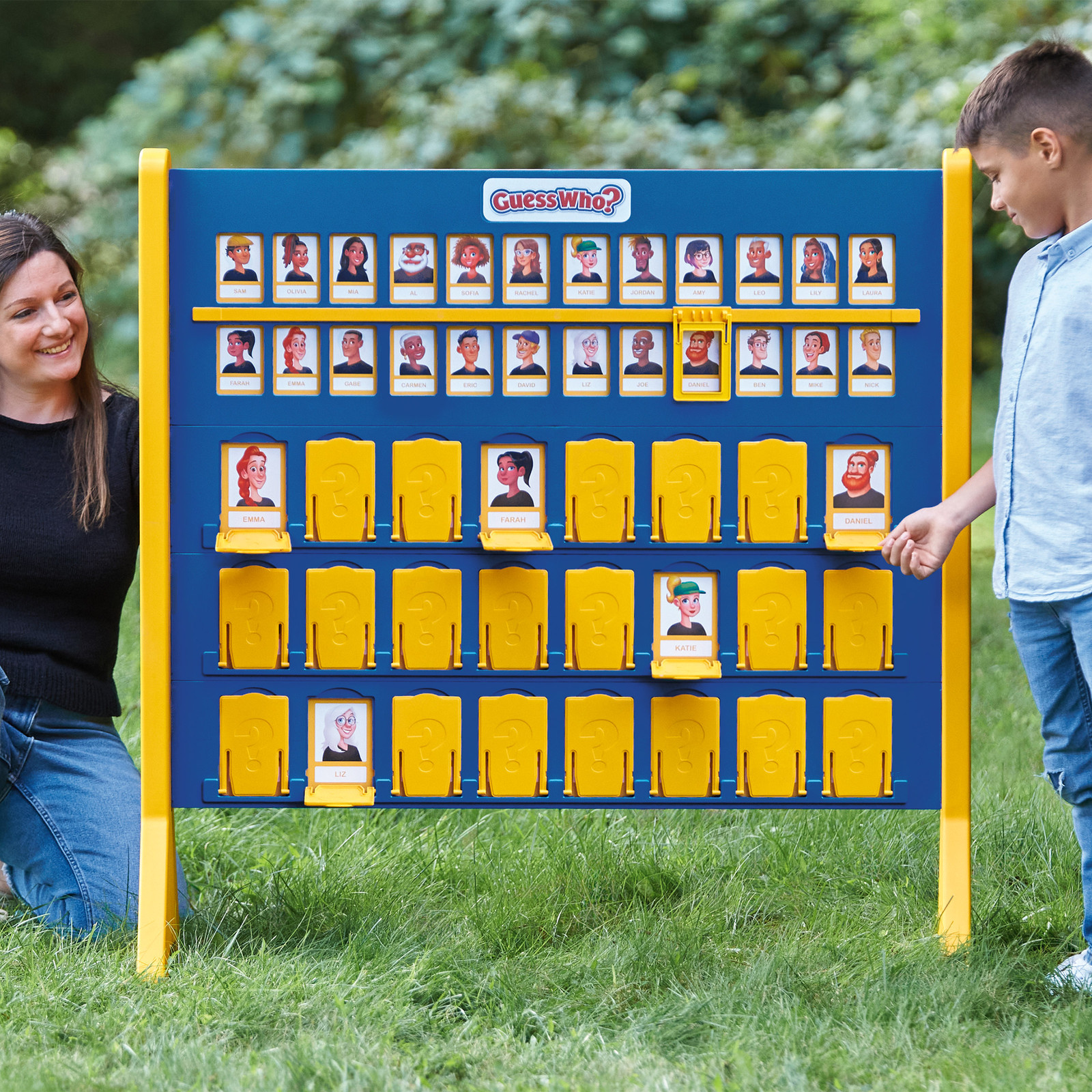 Giant Guess Who? 3.6 ft Double‑Sided Board 48 Oversized Cards Indoor Outdoor NEW