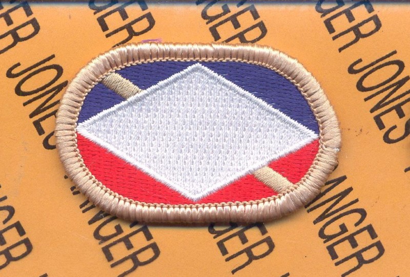 US Army 11th Quartermaster Battalion QM Airborne para oval patch #3 m/e