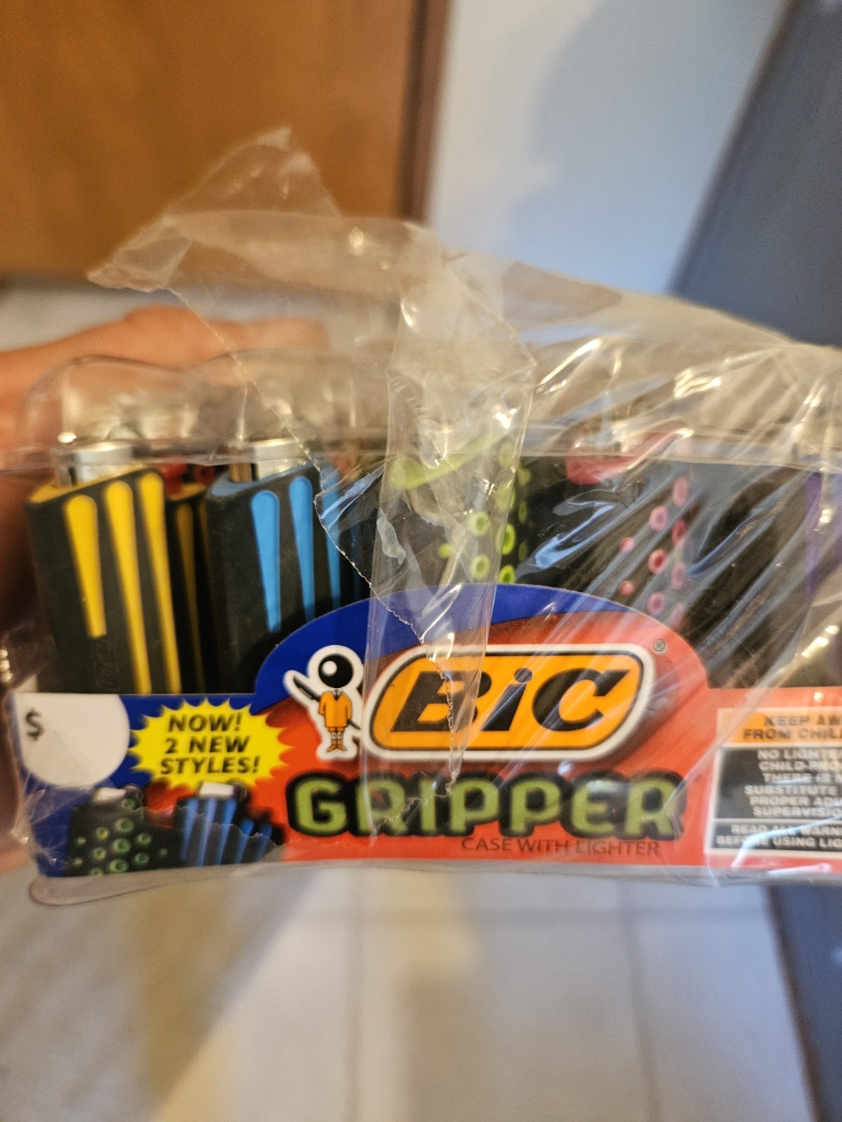 25 BIC Gripper Disposable Lighters Multi-Pack Assorted Colors Multicolor