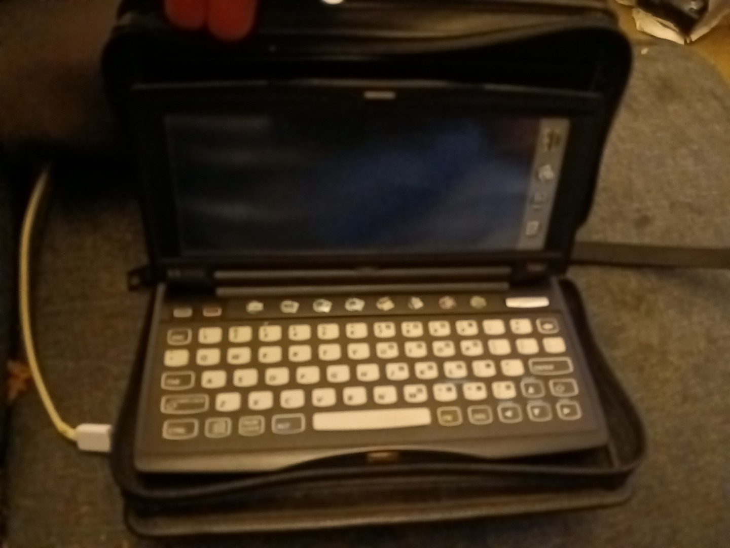 HEWLETT PACKARD HP 620LX MICRO COMPUTER (TPL102)