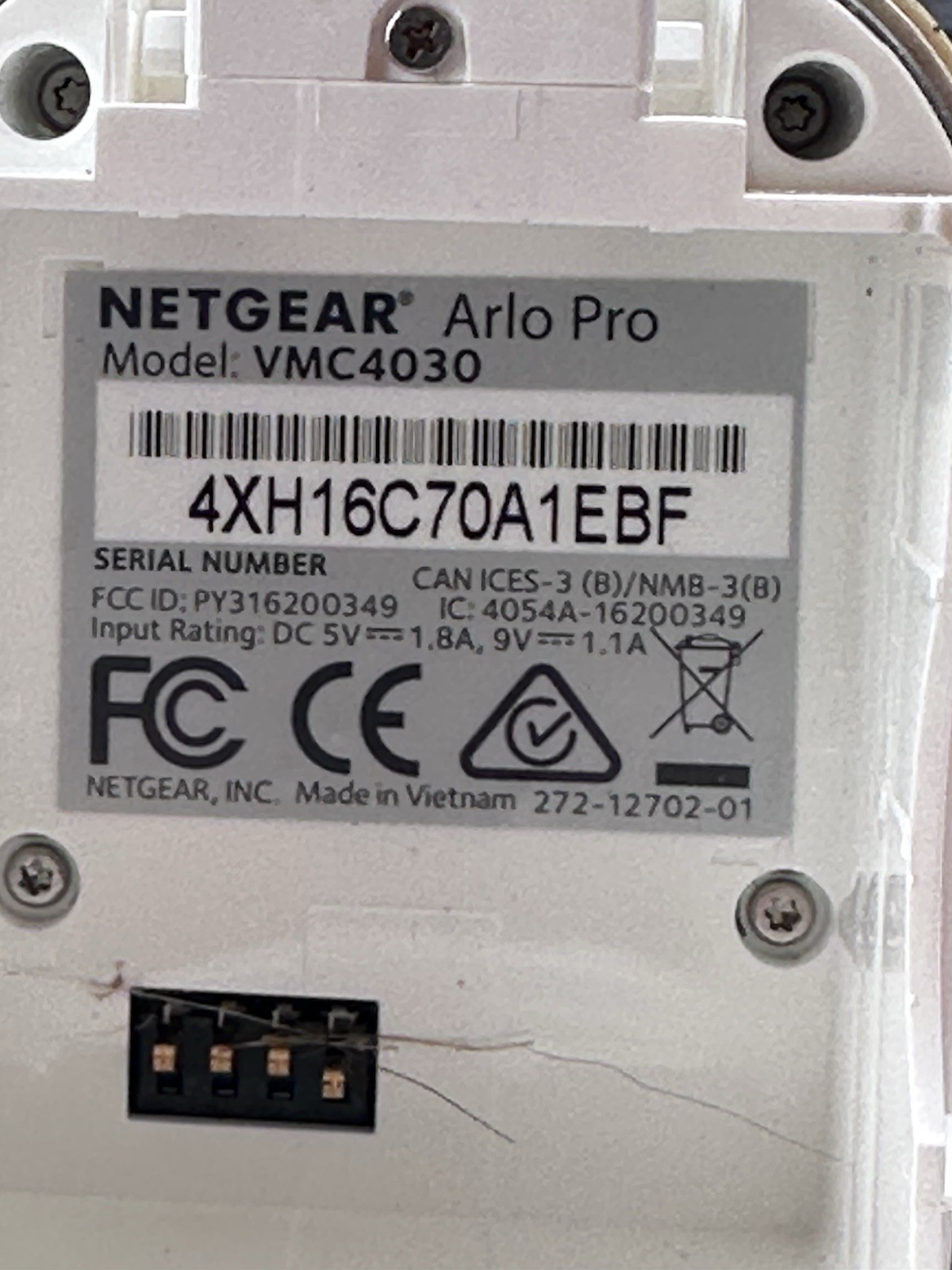 Netgear Arlo Smb4000 Basestation, 5 Pro Cameras, 4 Batteries, Plus Accessories.