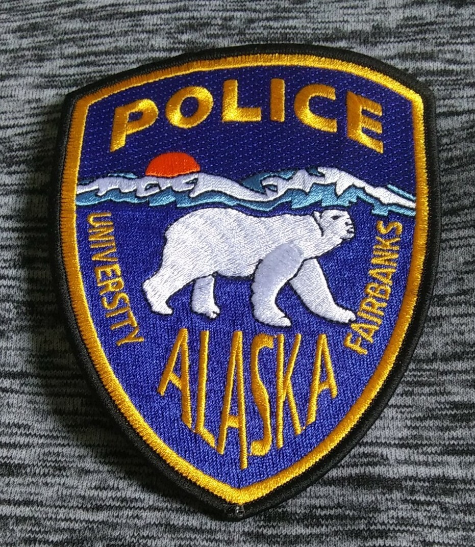 PATCH FAIRBANKS Alaska University UNIFORM Collectors Patch BEAR