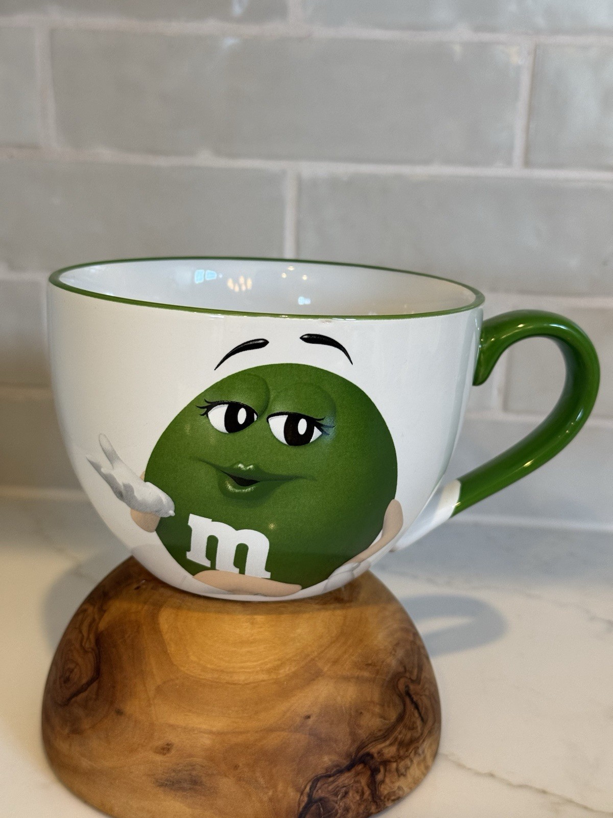 M&Ms World 2018 Fan Fave Green  Candy Ceramic Large Coffee Mug Cup Collectible