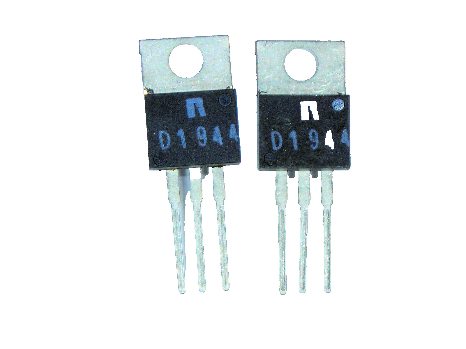2SD1944 "Original" ROHM Transistor 2  pcs