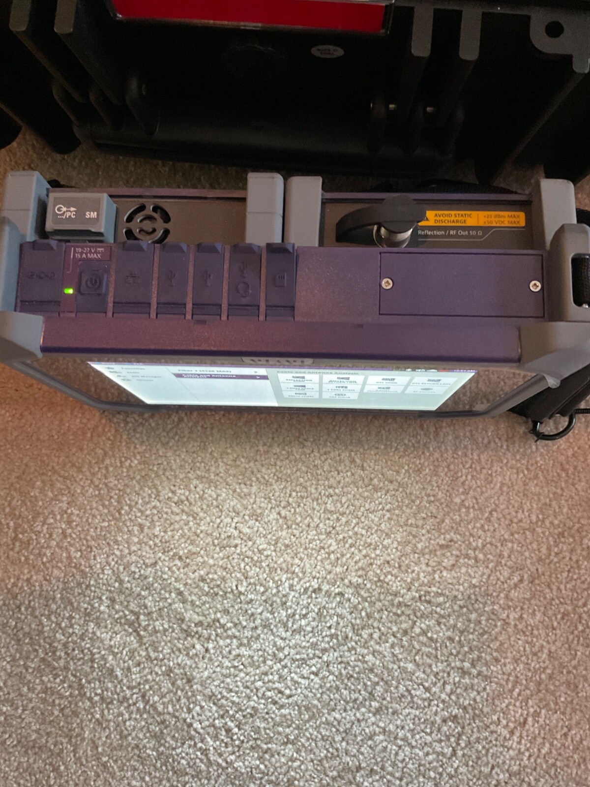 Viavi ONA-800 base unit with inspection probe. Spectrum analyzer