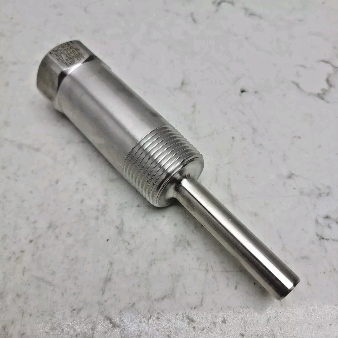 Ashcroft HT-284815 304/304L EMP-170 Thermowell Thermometer Well *New See Picture