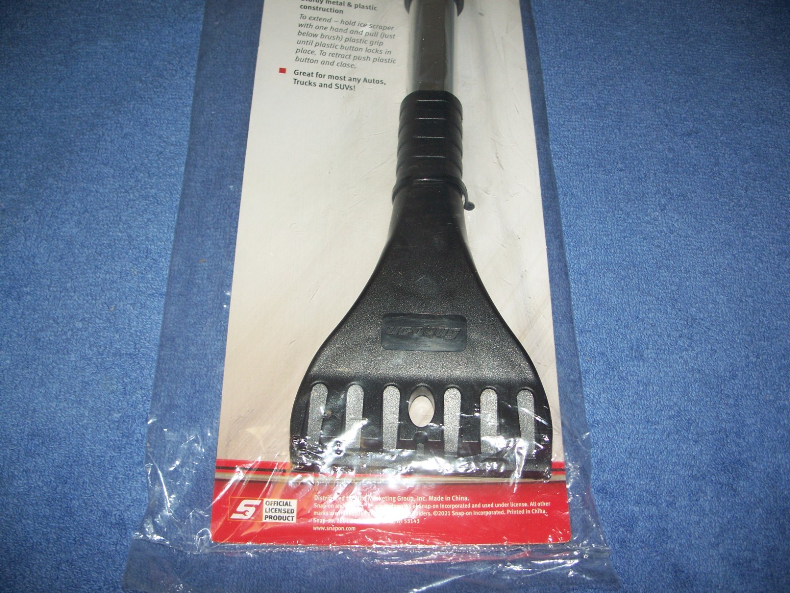 Snap On Tools Snow Brush / Ice Scraper Extends up 34" New