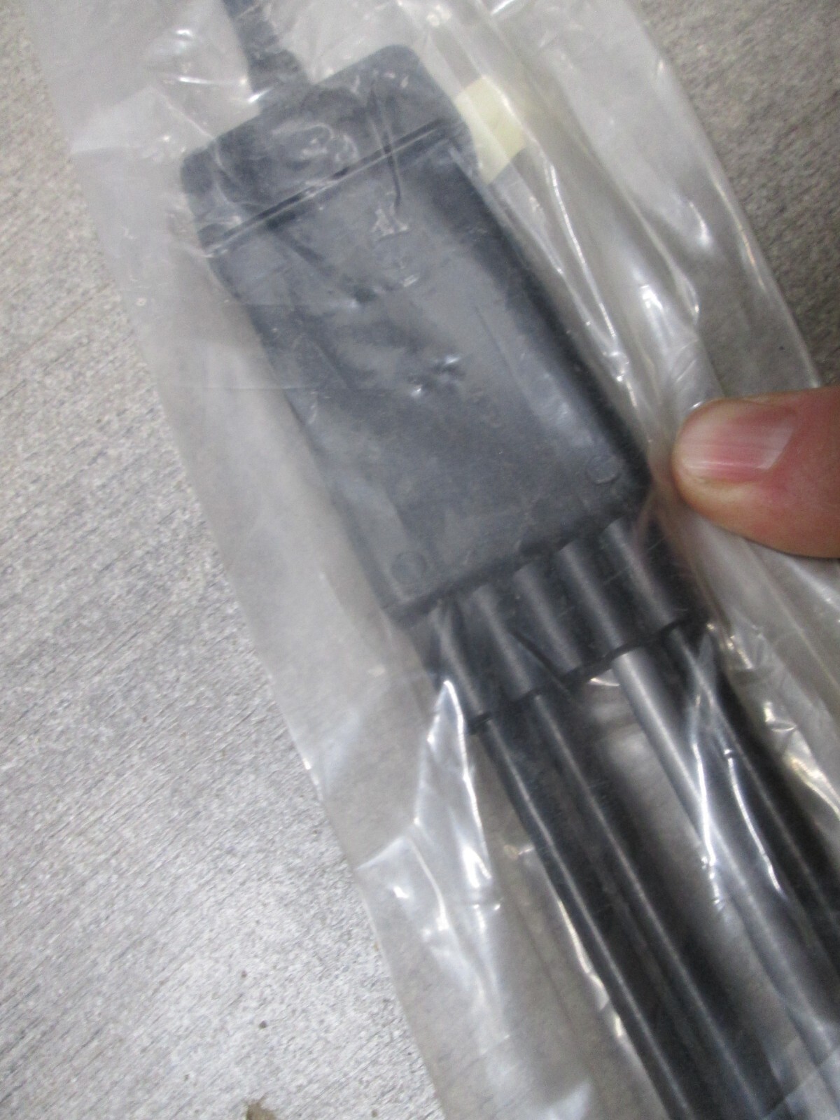 THROTTLE CABLE - SLED SKIDOO FORMULA III 600 + 700 TRIPLE / 512-059-020