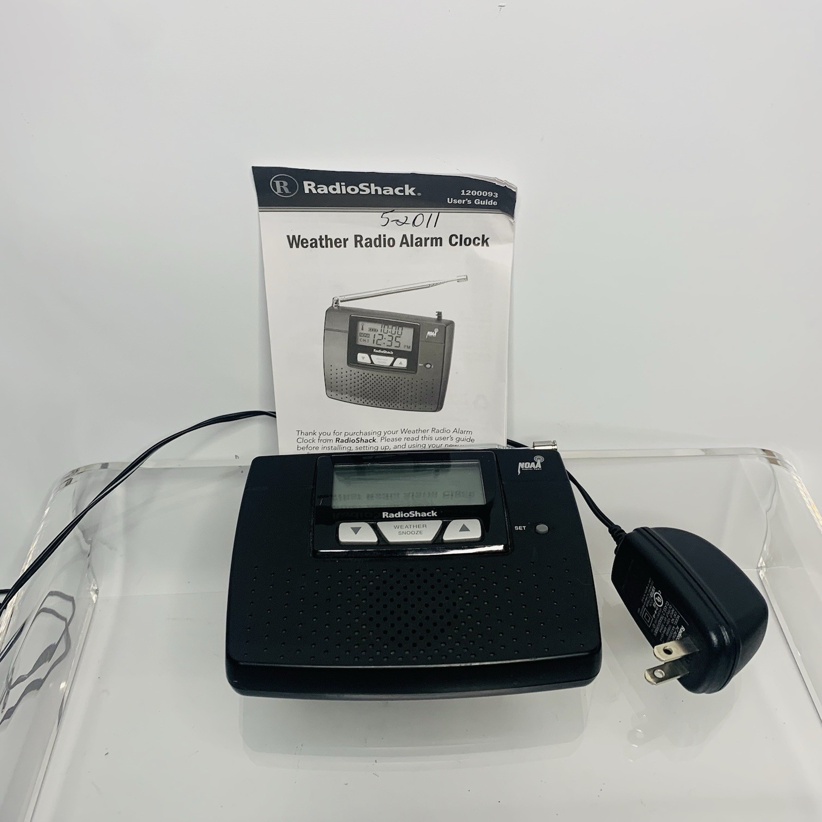 Radio Shack 1200093 NOAA Weather Public Alert Radio Alarm Clock w/ AC adapter A1