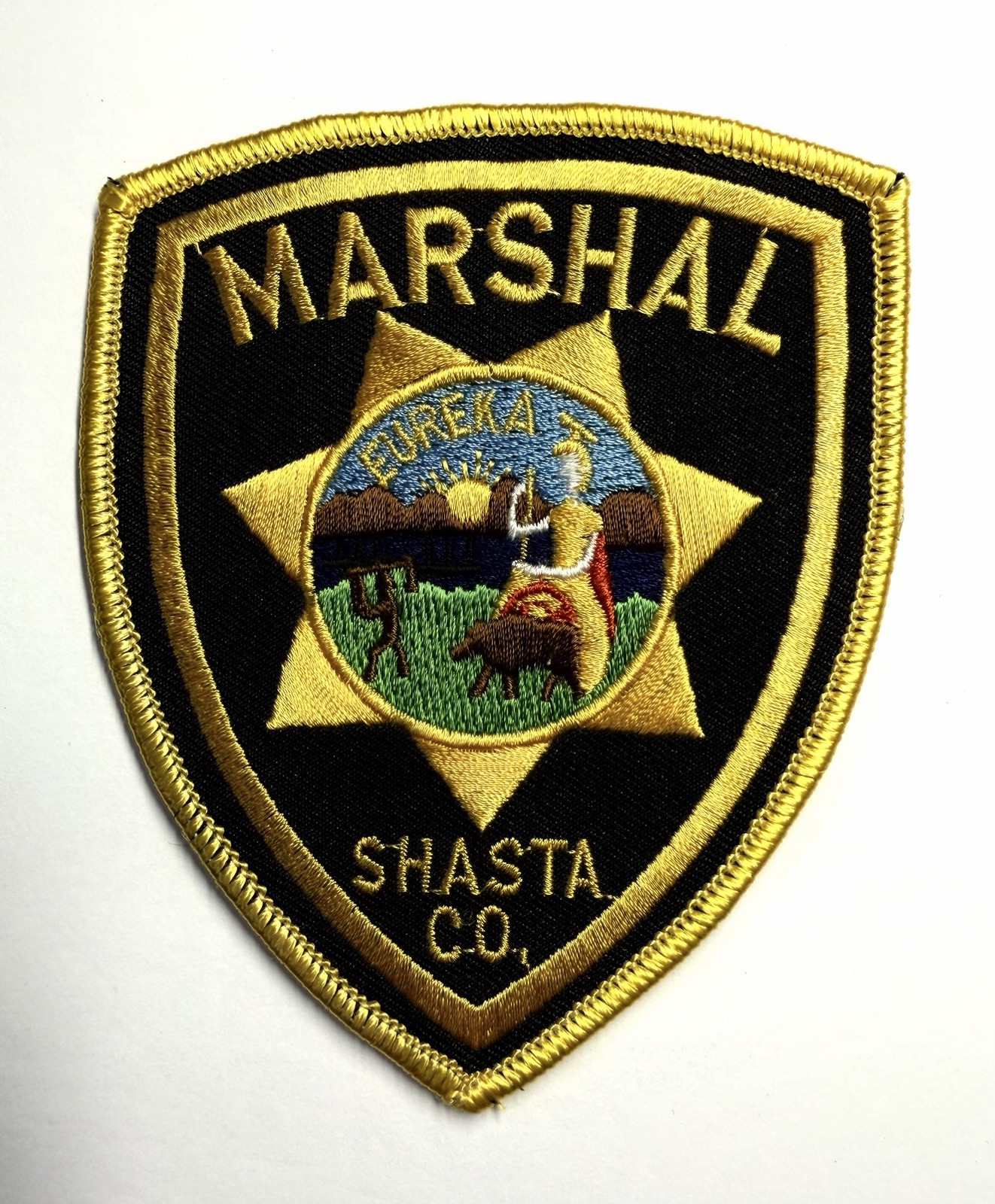 VINTAGE CALIFORNIA SHASTA COUNTY MARSHAL PATCH #D41