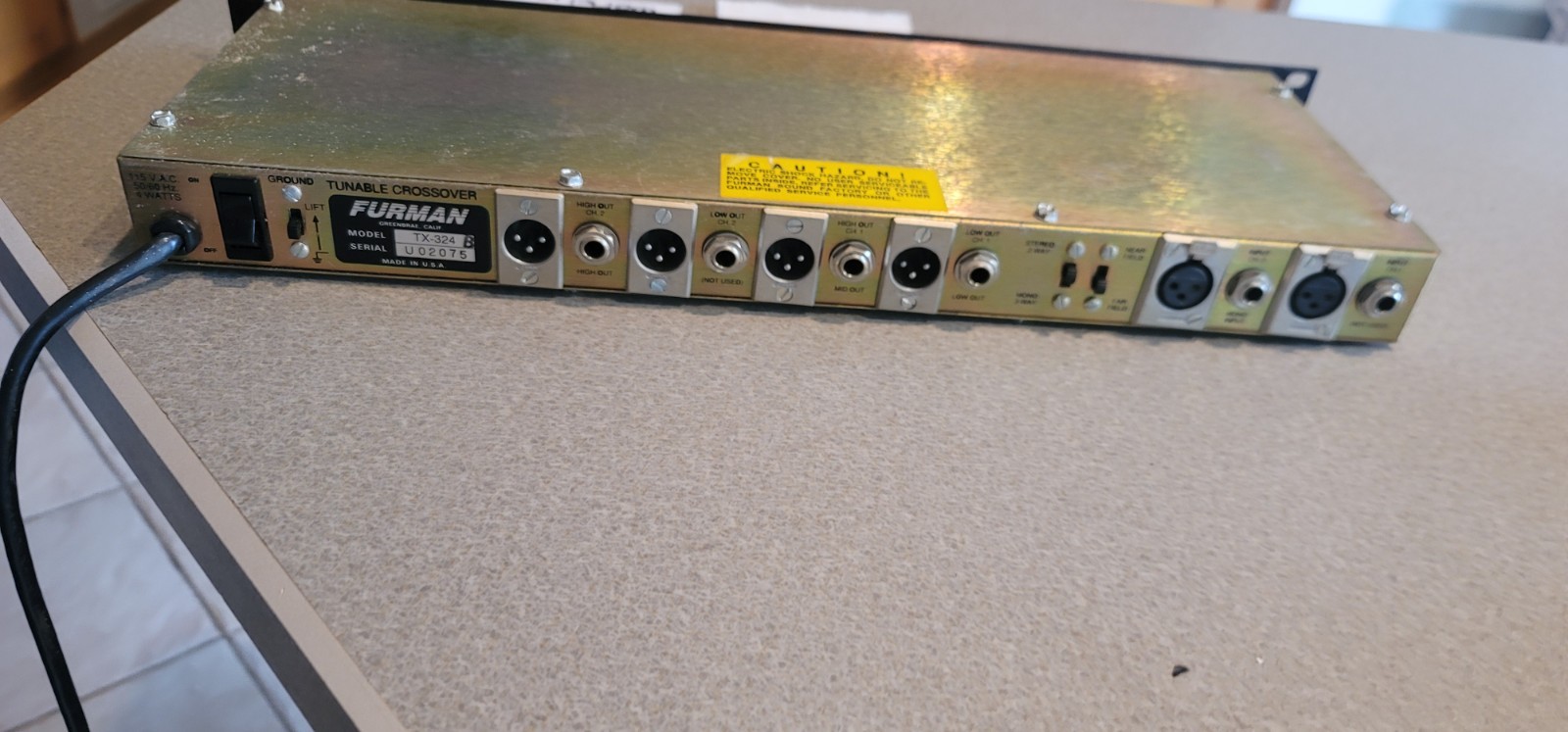 Furman TX-324 Tunable Active 2-way/3-way Crossover/Bandpass Filter