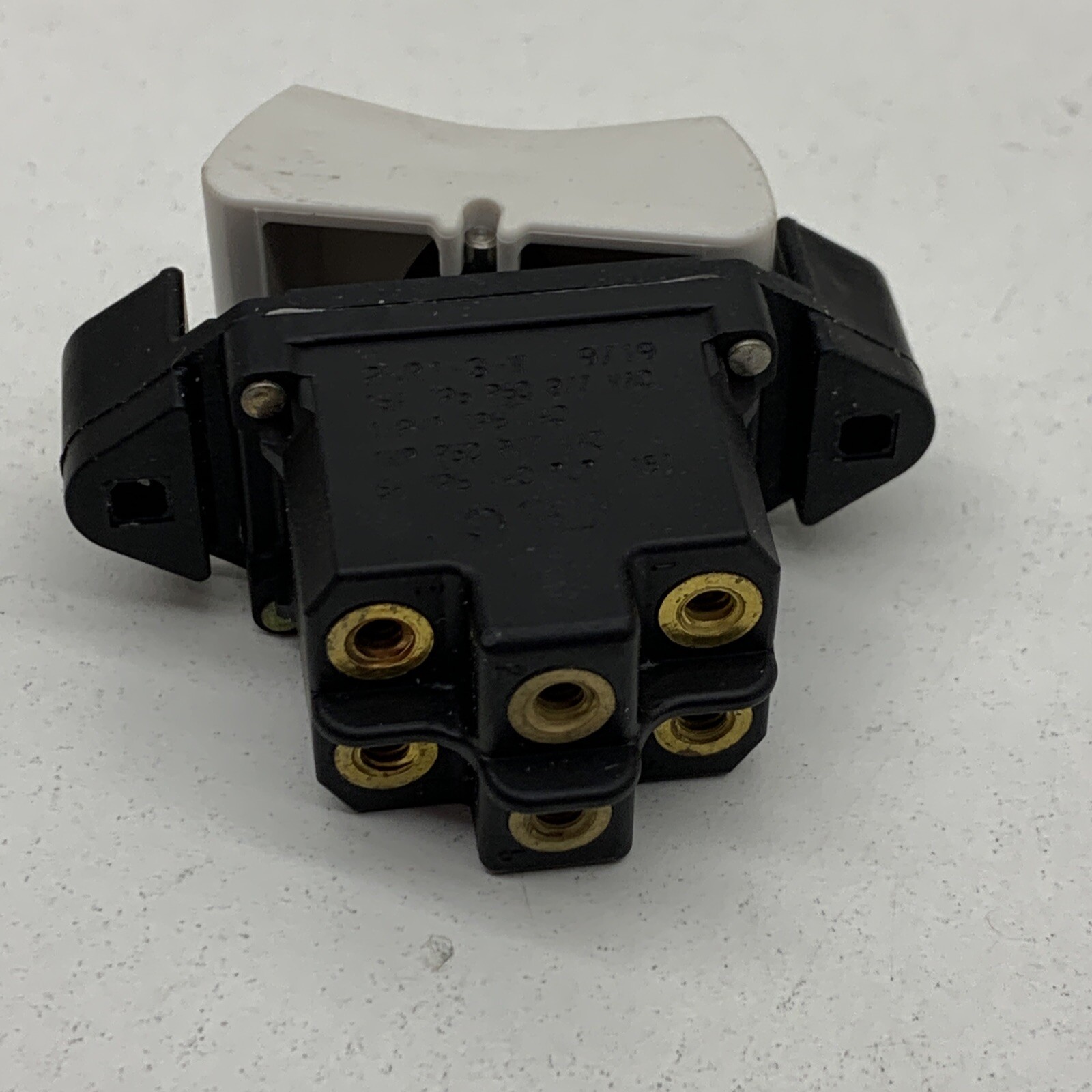 Honeywell Micro Switch 2NR1-3-W Toggle Switch 15A 125/250/277VAC