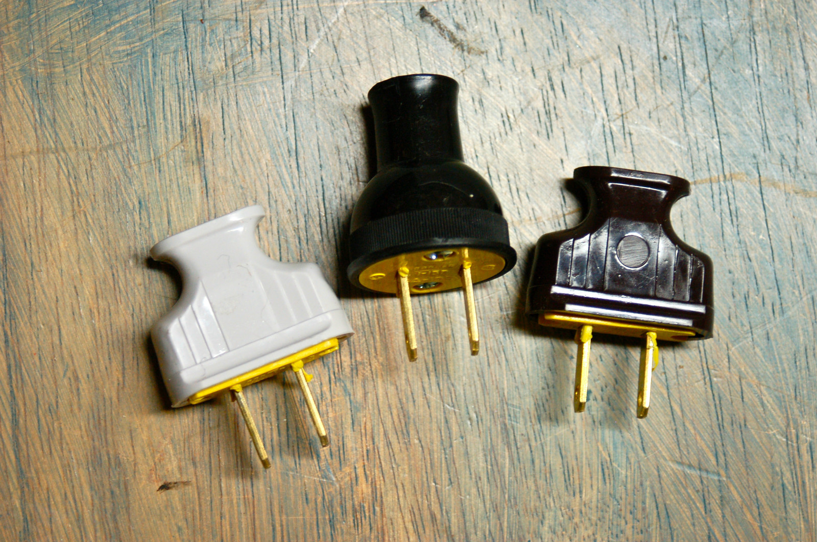 Vintage Style 2 Prong Electrical Plug Black Brown or White, Great w. Cloth Wire