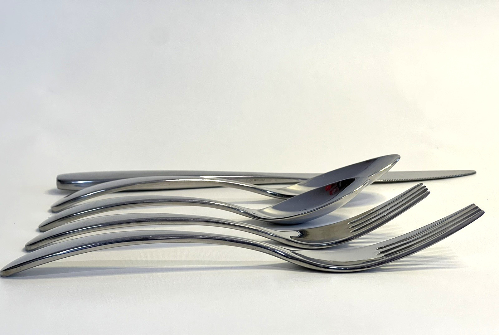 Oneida 18/10 Stafford Mirror Glossy Plain Flatware - Selection