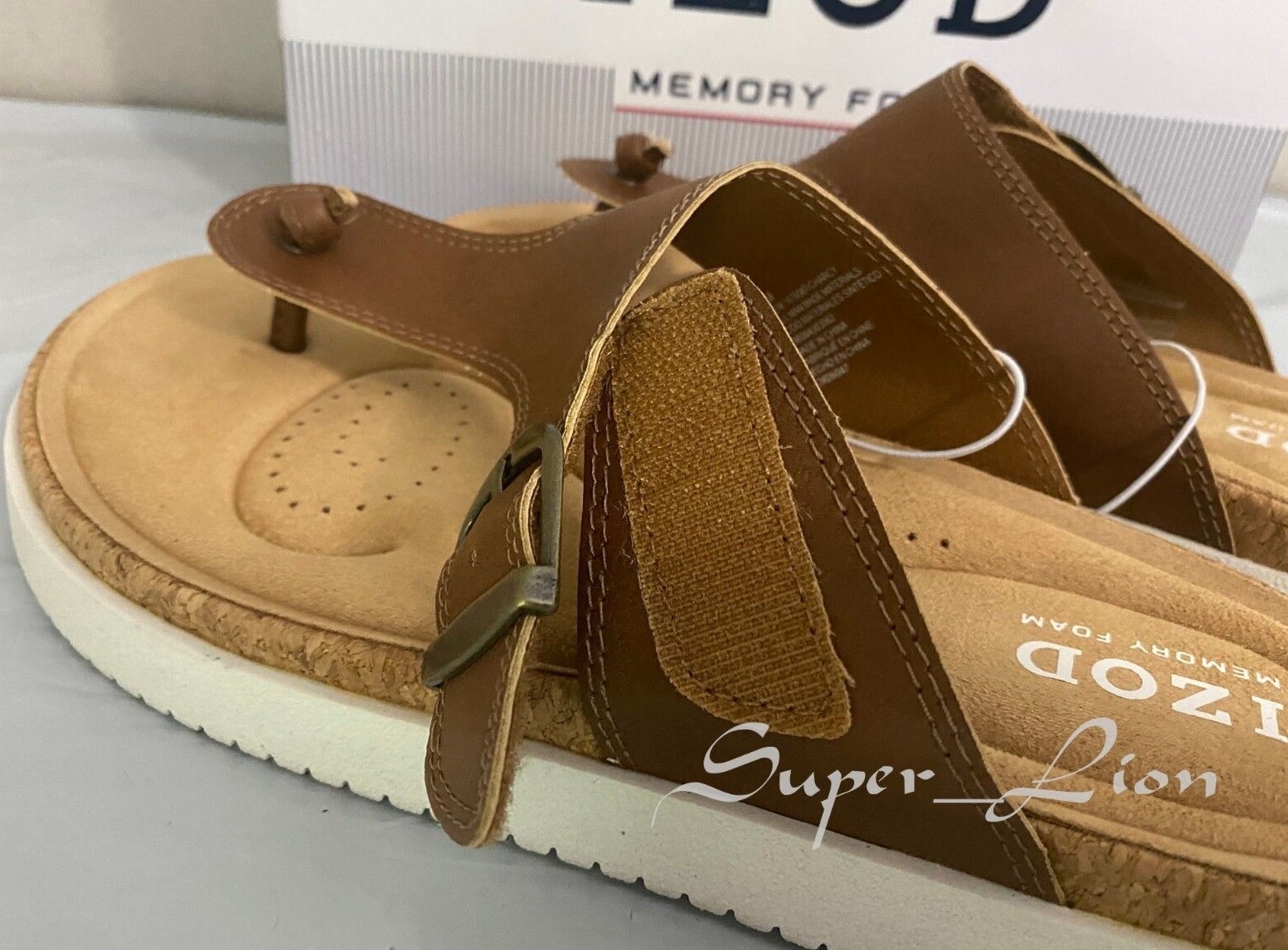NEW IZOD Women's Charcy Adjustable Strap Memory Foam Sandal - SIZE 6, 7, 8 BROWN
