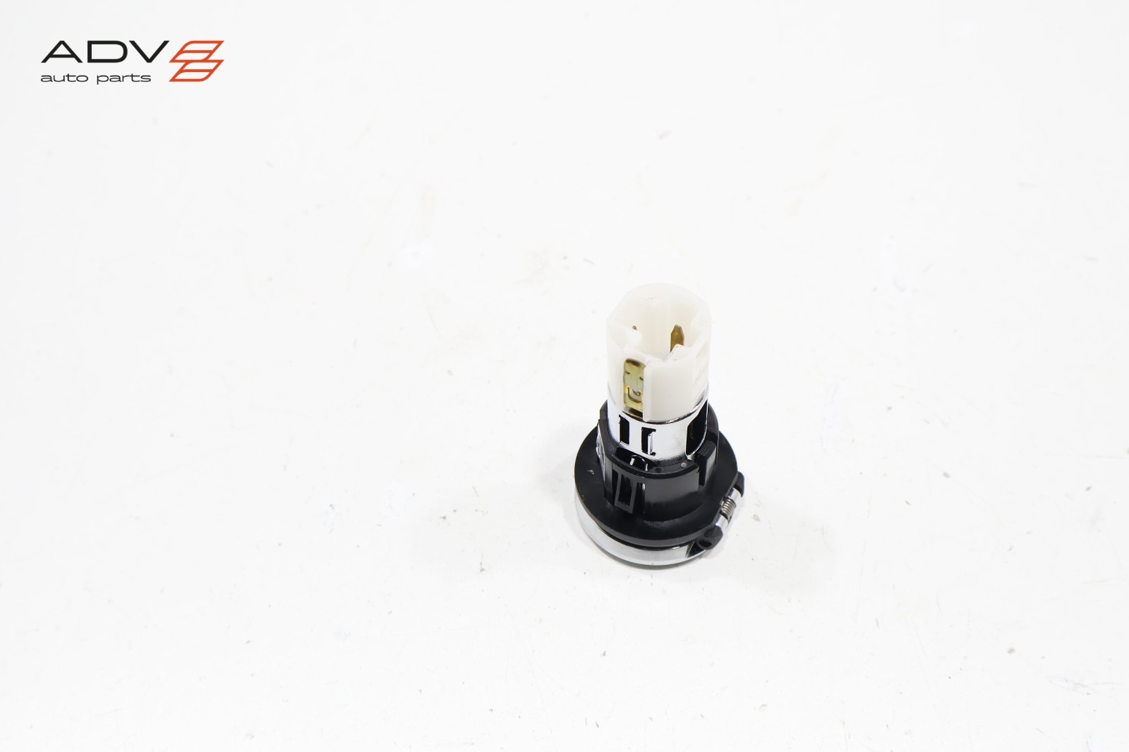 2017 - 2023 LAND ROVER DISCOVERY FRONT & REAR POWER OUTLET SOCKET OEM