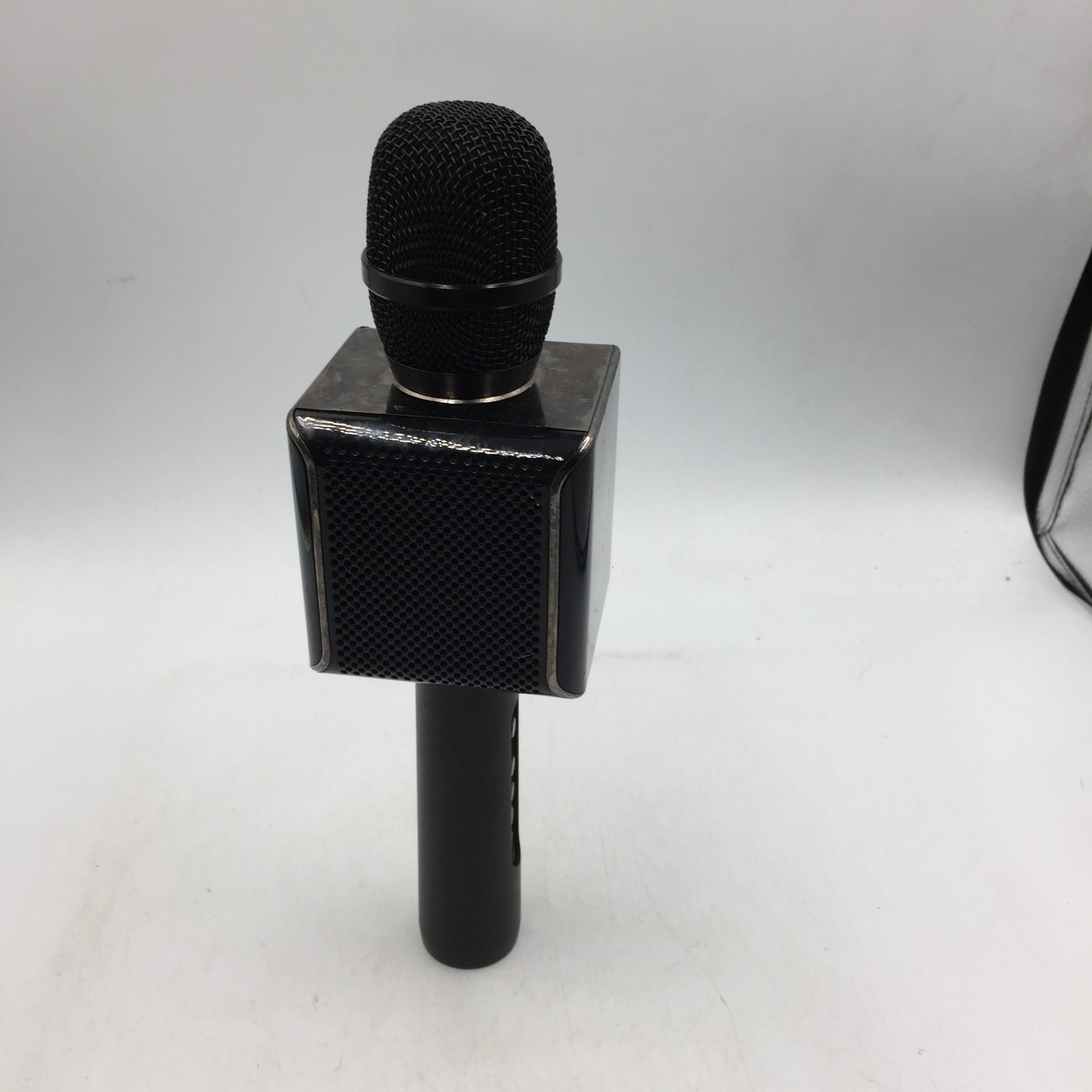 Pop Solo LED Karaoke BLACK Microphone ONLY No Cables