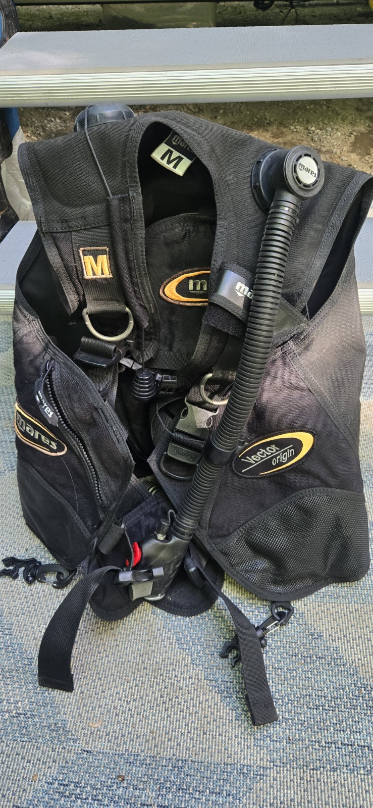 Mares Vector Origin BCD Scuba Diving Buoyancy Compensator Vest, Medium