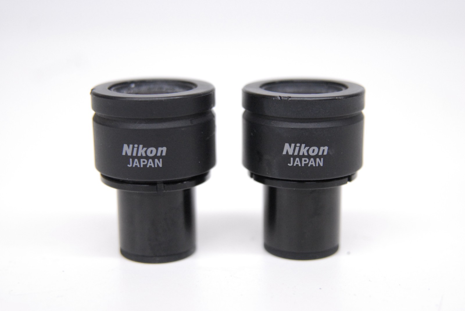 Nikon CFWN 10x/20 23mm Microscope Eyepiece - Pair