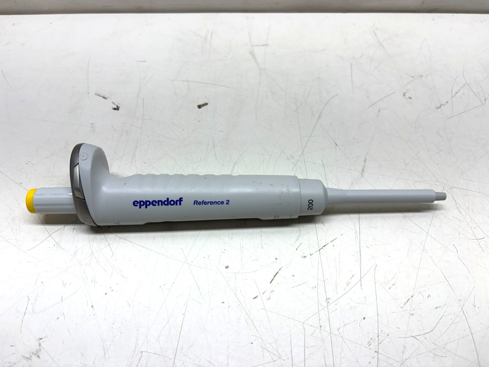 Eppendorf Reference 2 Single Channel Pipette 20-200uL