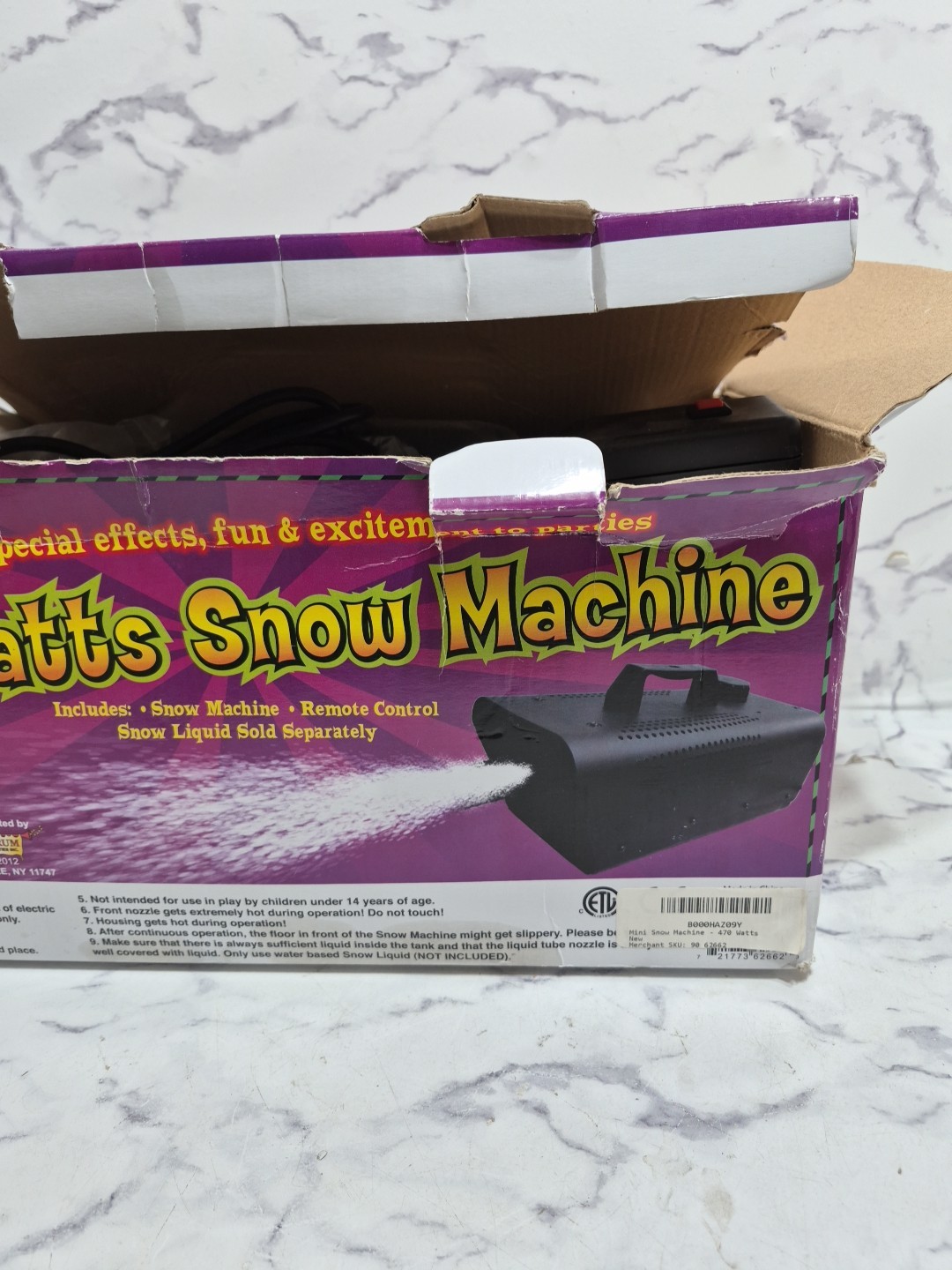 470Watt ParyySnow Machine Machine with Remote Control NIB Cib