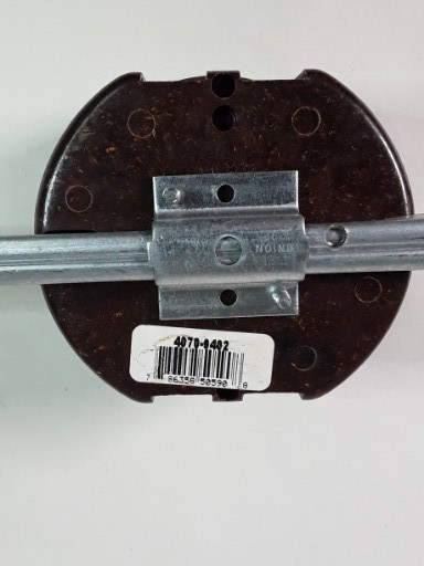Thomas & Betts 4070-9402 Outlet Boxes/Covers/Accessories New Old Stock