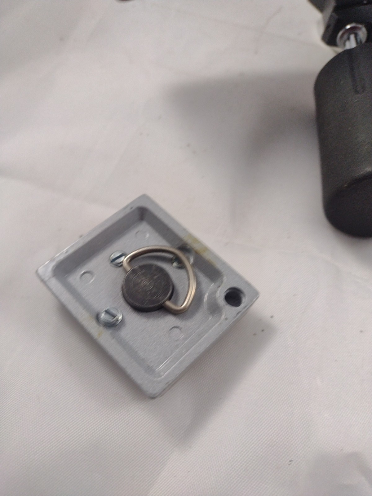 Preowned Dymatran Professional Tripod Head ATH-903