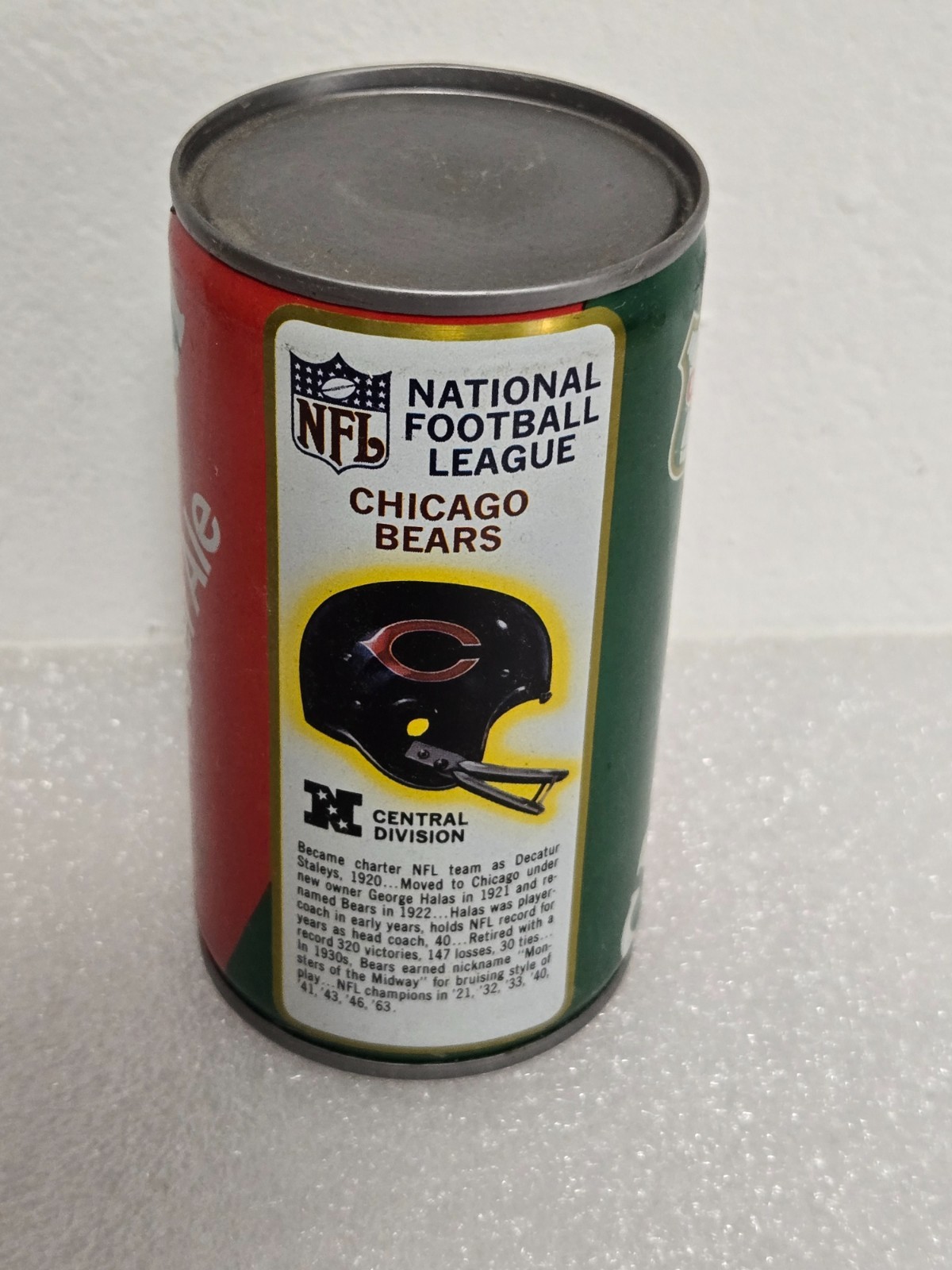 Vintage Canada Dry NFL Football Team Helmet Chicago Bears Steel Soda Pop Can