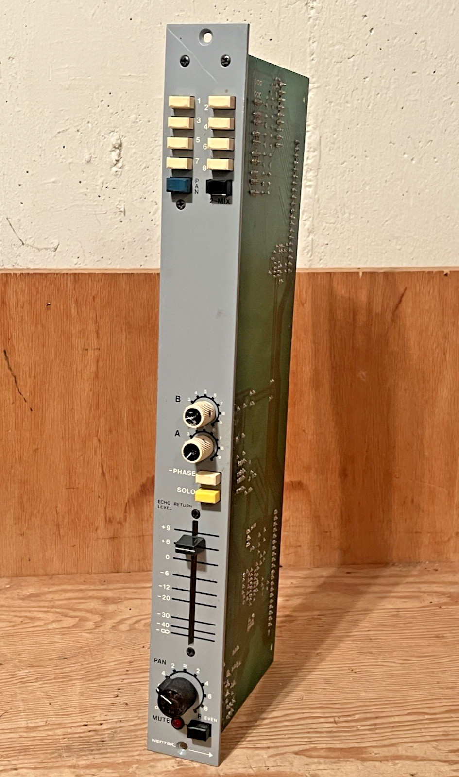 vintage 1982-83 Neotek Series I Echo Return console module 480068