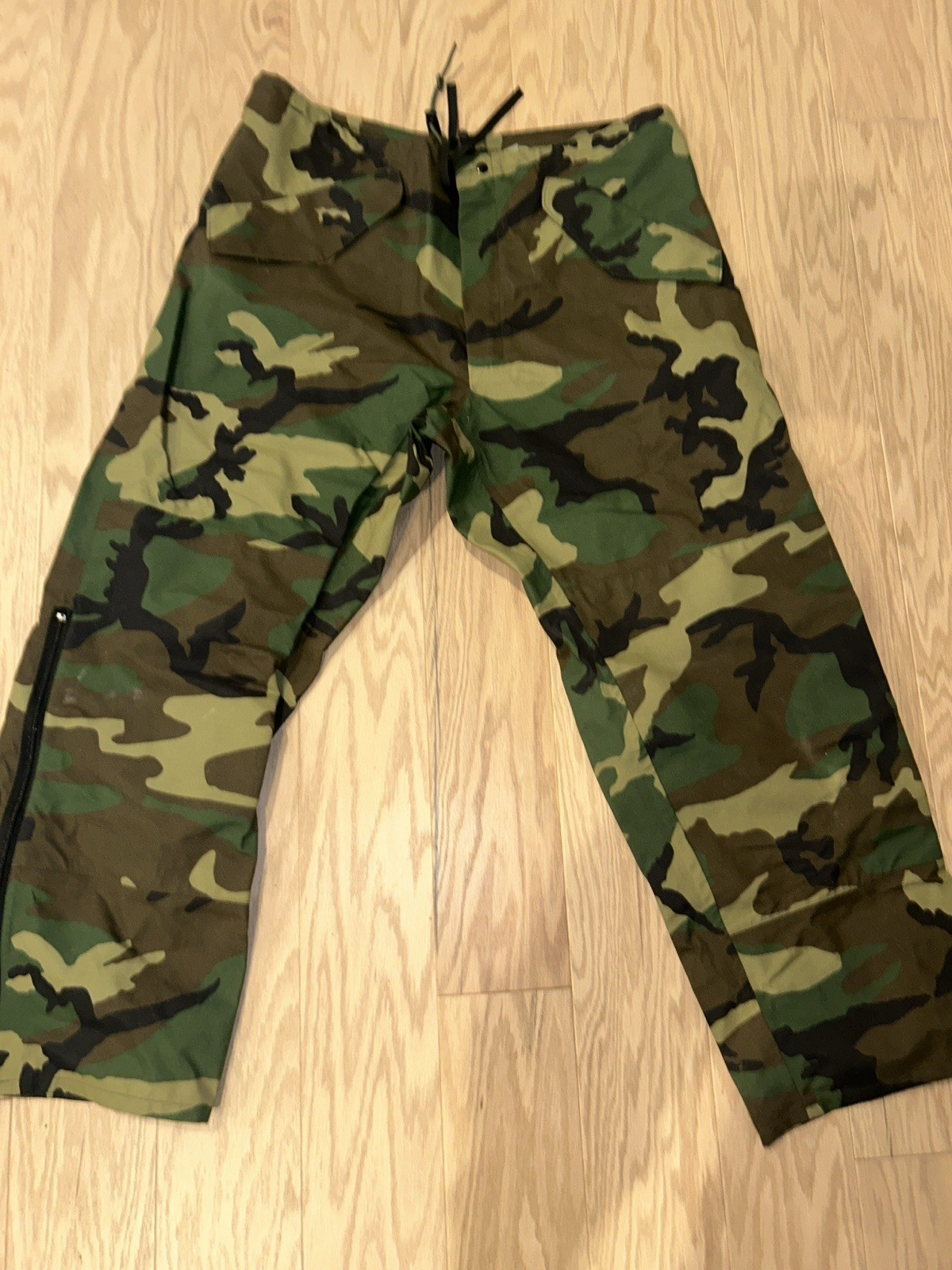 USGI TROUSERS, EXTENDED COLD WEATHER, SIZE LARGE REGULAR, new without tags