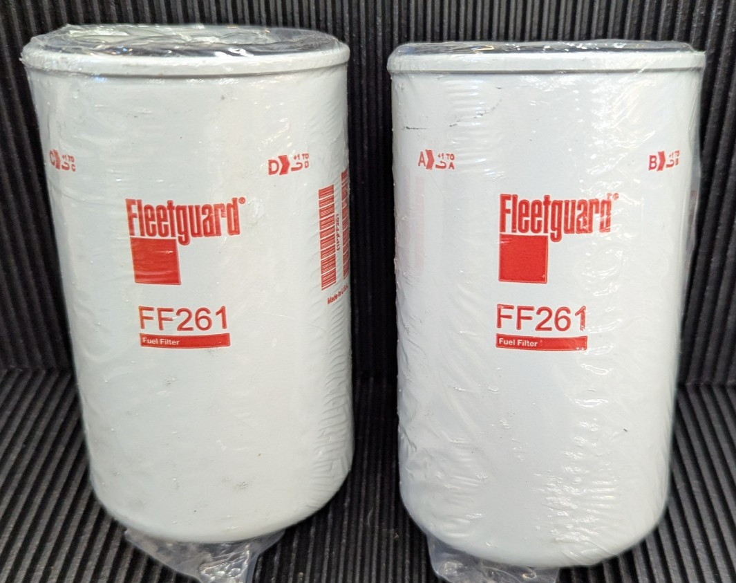 2 Pack FF261 Fleetguard Fuel Filter Replaces Cat 346-0523 299-8229