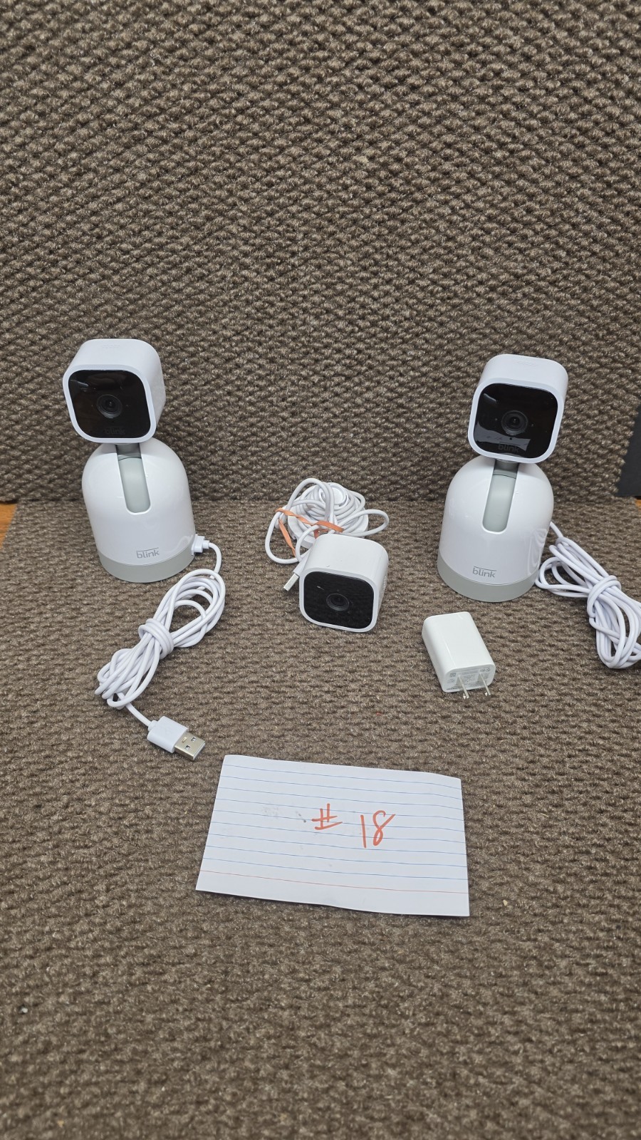 BLINK (BAE041000U) Mini Pan-Tilt Rotating Mini Indoor Security Cam lot x3