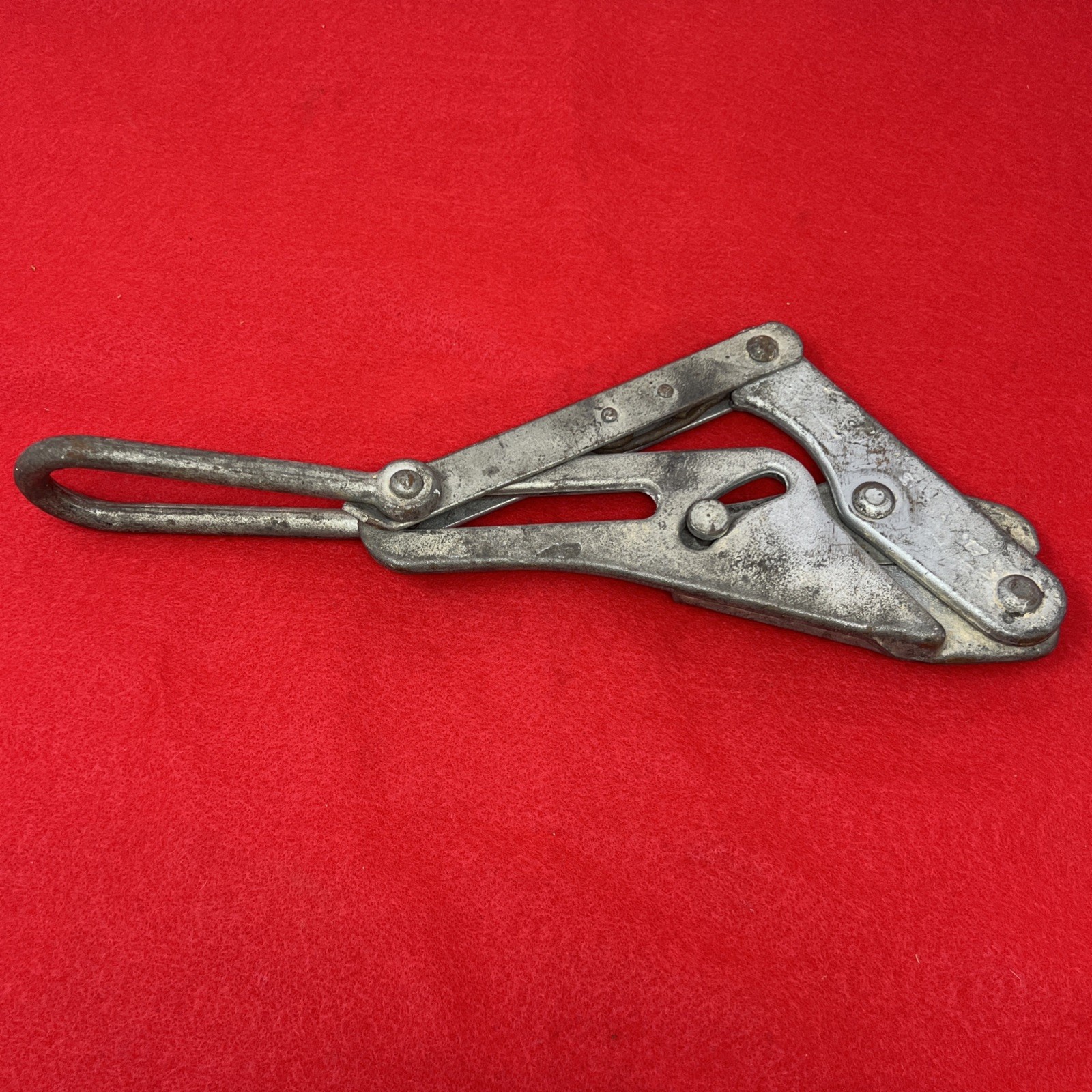 Klein Tools 1656-30 Grip Latch 4500lbs Cable Puller