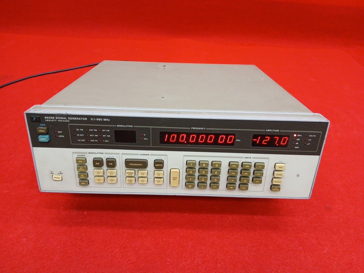HP 8656B SIGNAL GENERATOR (0.1 - 990MHz)