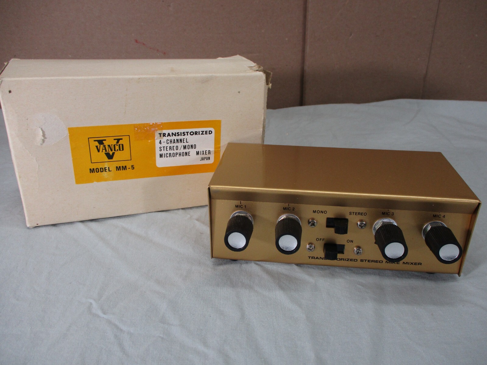 Vtg Vanco MM-5 Mini Transistorized 4 Channel 1/4” Mic Mixer Made in Japan