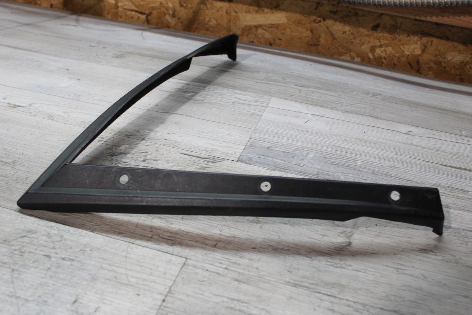 2014 Polaris Rmk 800 Windshield Wind Screen Shield Retainer Trim