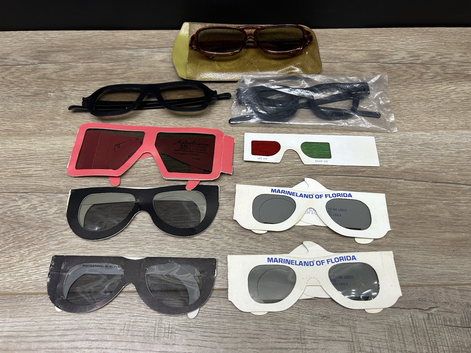 Vintage 3D Movie Cardboard & Plastic Folding Polarized Glasses Lot Of 9
