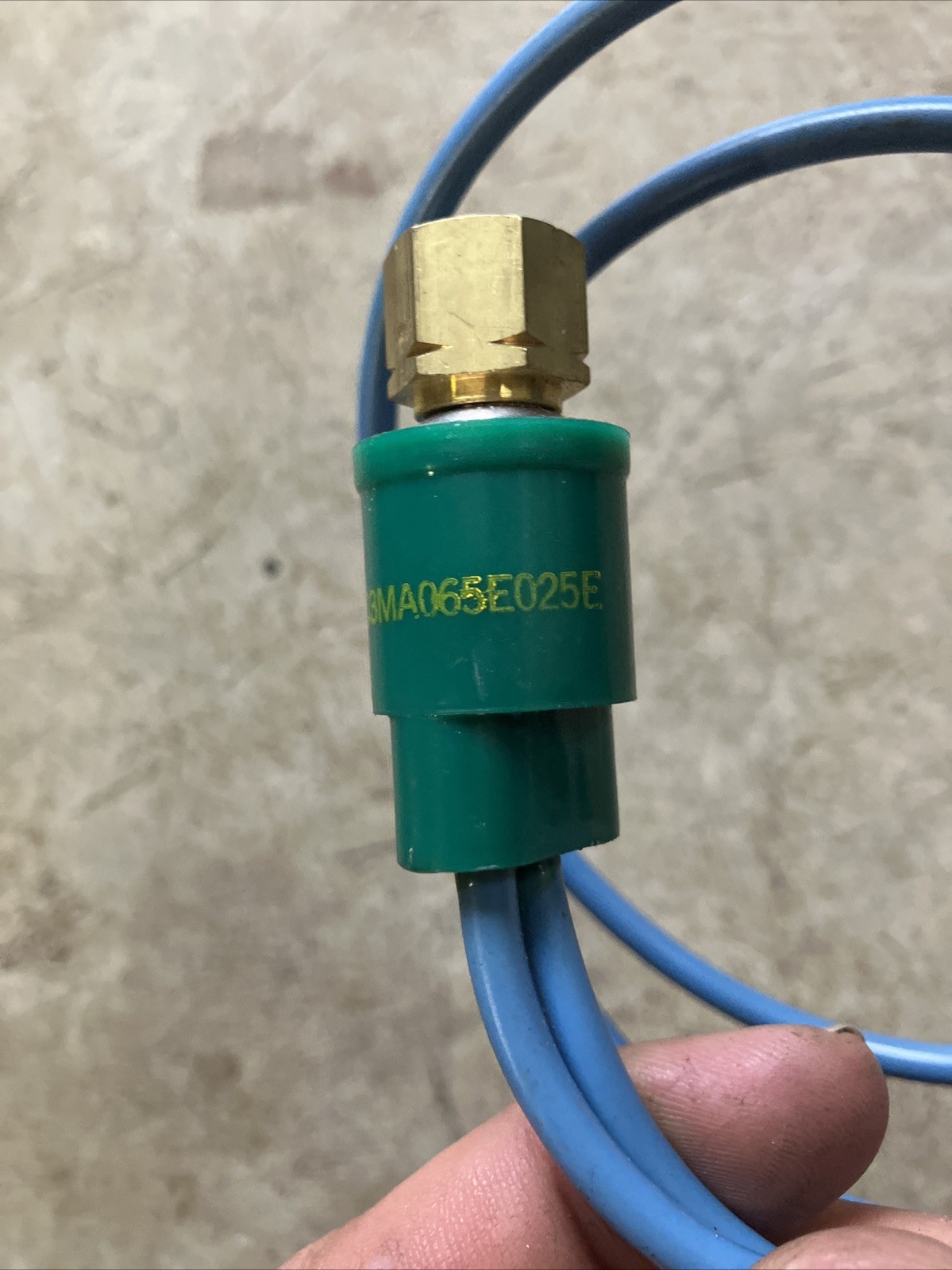 20PS003MA065E025E 25/65 Pressure Switch NEW -NO BOX