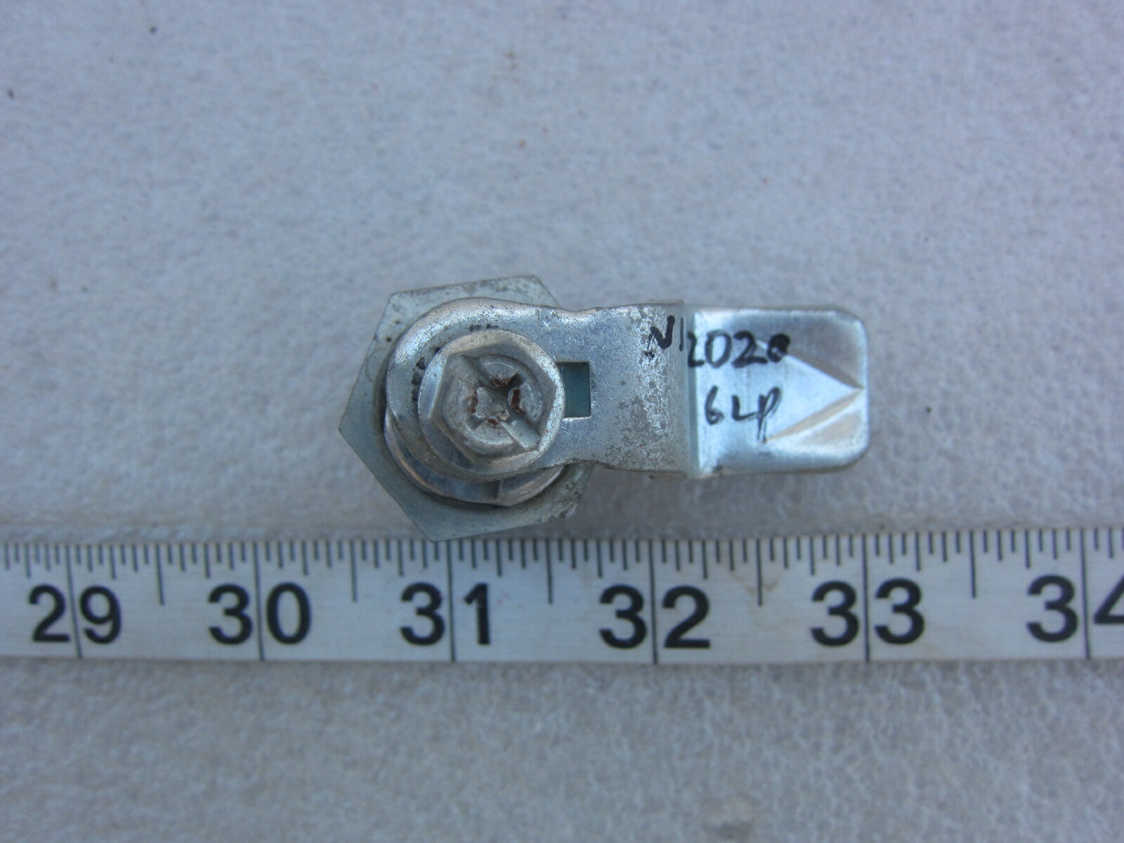 Hoffmann Wiegmann EDI Slotted Screwdriver Cam Panel Lock, Used