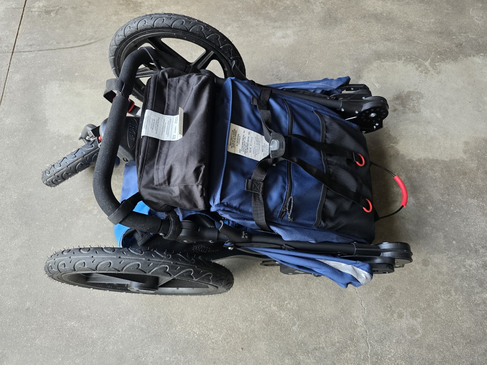 BOB Revolution Flex 3.0 Jogging Stroller, Blue , Handlebar Console and Tire Pump